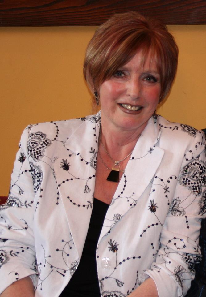 408069_3325995270491_543633919_n